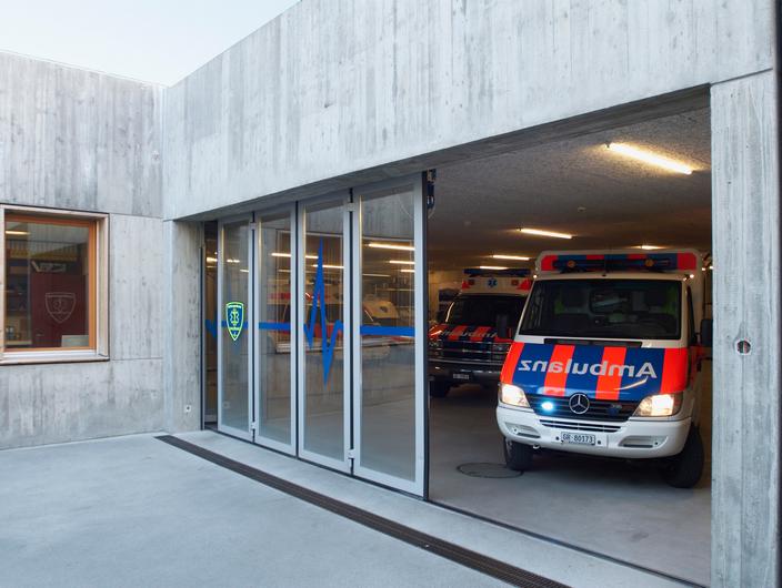 Sliding Folding Doors Sanitaet Davos